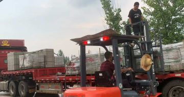 河池 黄金麻冰裂纹，地铺石装车