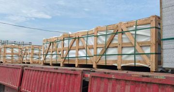 河池 芝麻白花岗岩地铺石出口专车-泰国游