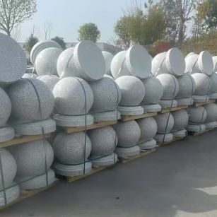 河池 白麻花岗岩石材圆球，石球，挡车球，隔离球，景观石球，风水球等