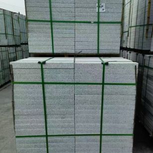 河池 芝麻白火烧，园林广场市政工程地铺石，1.8~5.0厚均有现货