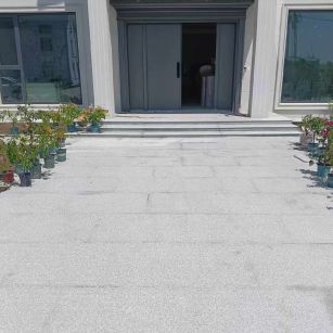 河池 芝麻白花岗岩地铺石地面铺装