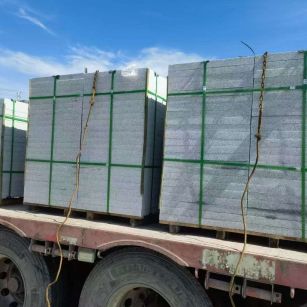 河池 芝麻白花岗岩地铺石装车日常