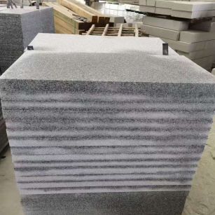 河池 芝麻白5公分火烧地铺成品，900*400，规格可定制