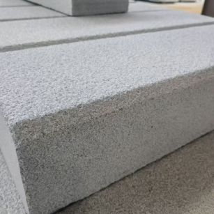 河池 芝麻灰荔枝面路沿石