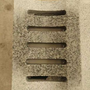 河池 芝麻白拉丝面花岗岩U型开槽排水槽