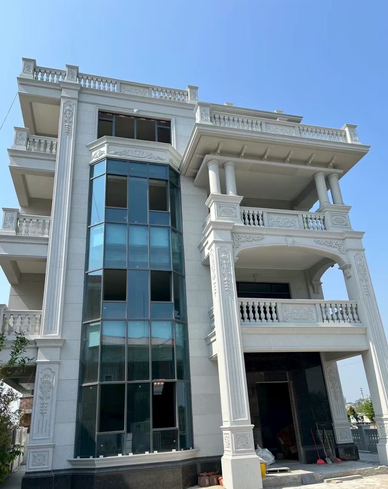 河池 白麻花岗岩别墅外墙干挂效果展示