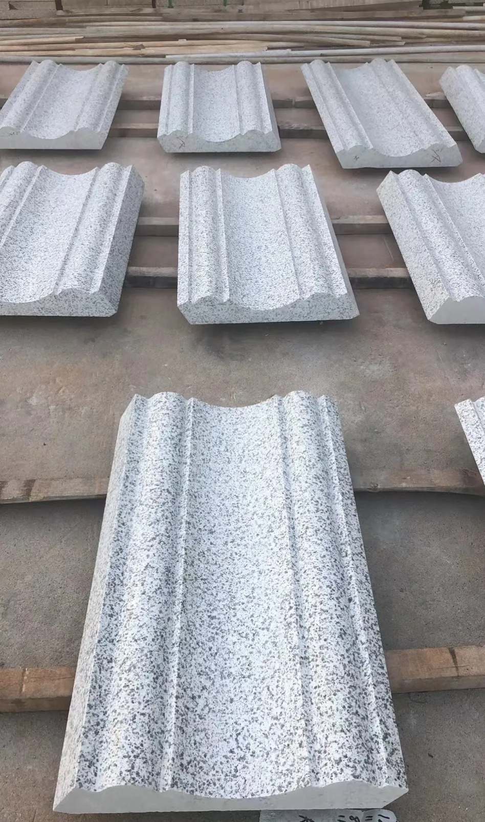 河池 白麻花岗岩光面别墅线条