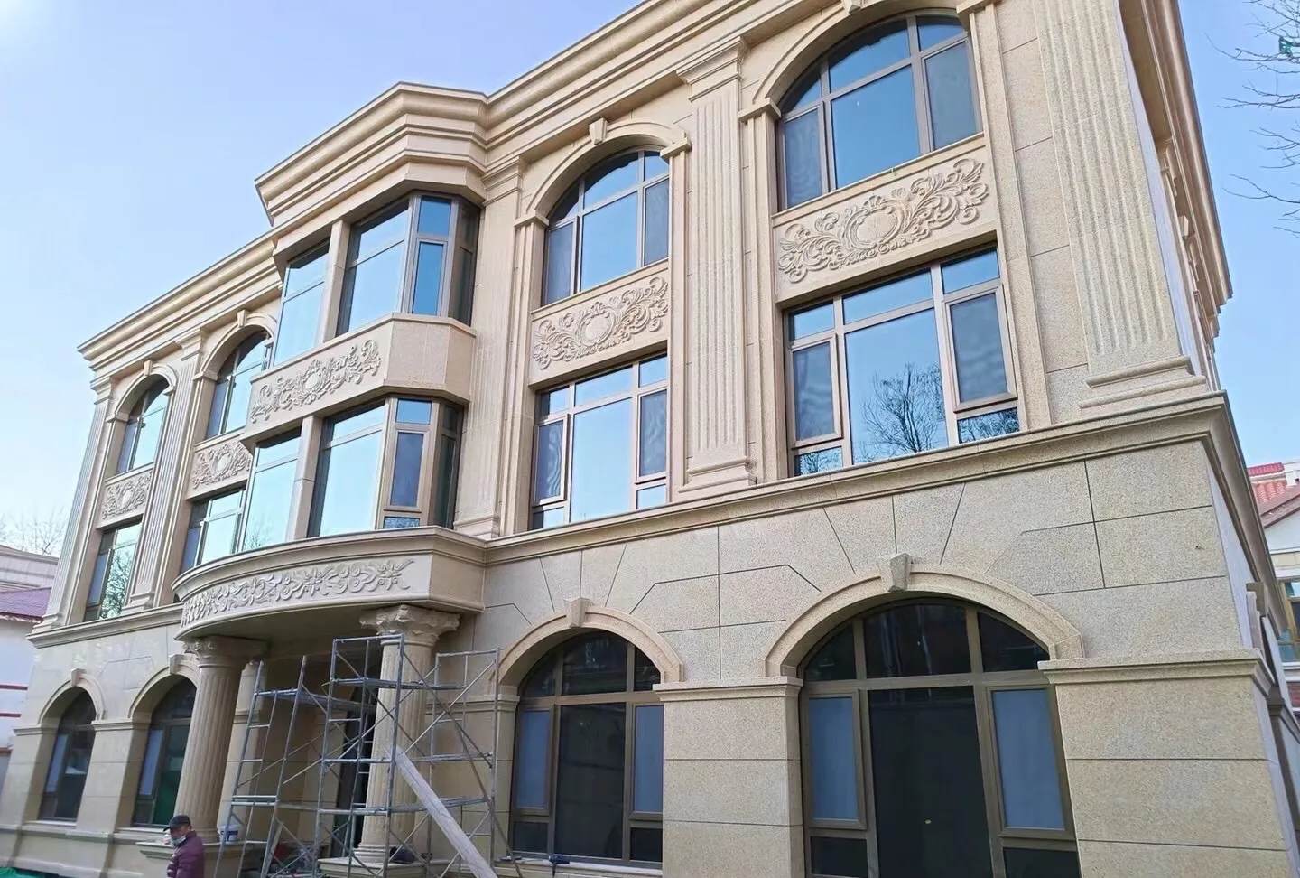 河池 黄金麻花岗岩别墅外墙干挂