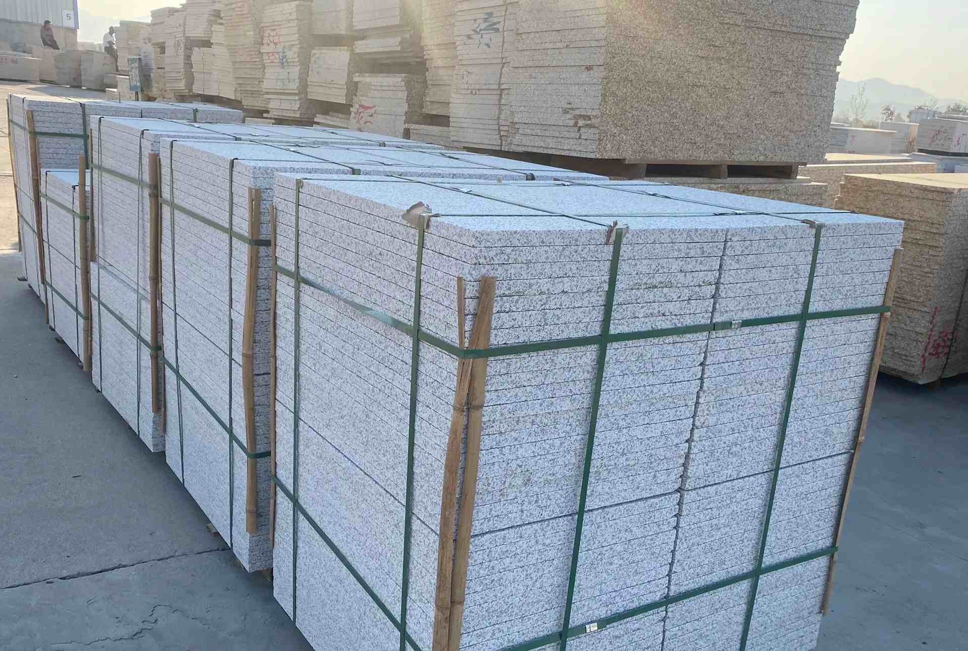 河池 白麻花岗岩荔枝面地铺石