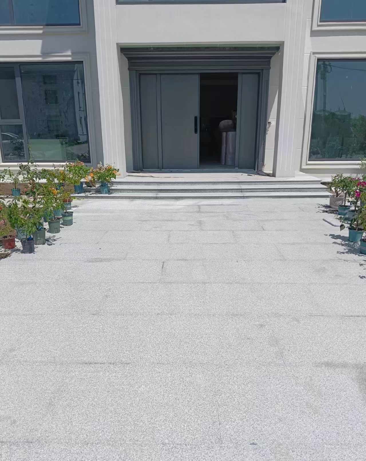 河池 芝麻白花岗岩地铺石地面铺装