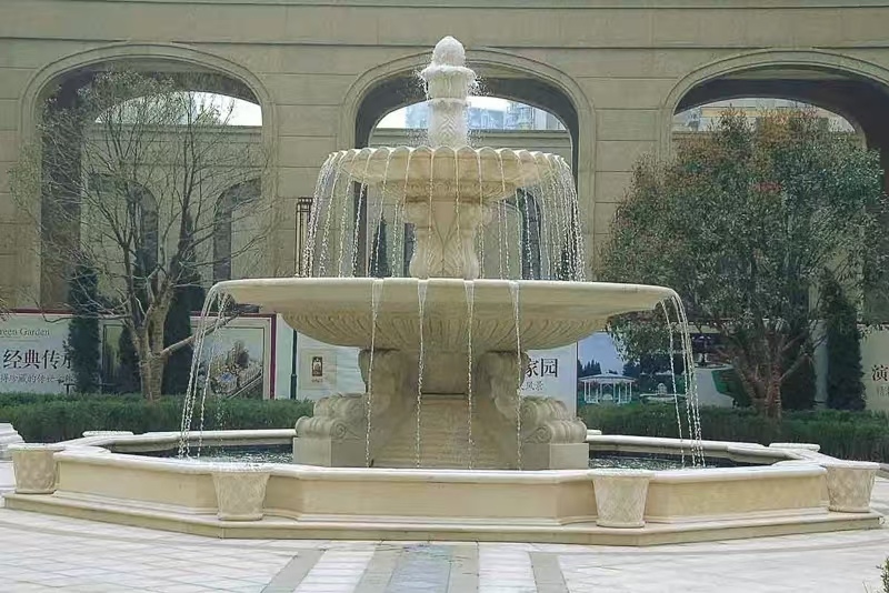 河池 黄金麻花岗岩异型加工——户外庭院石雕流水喷泉