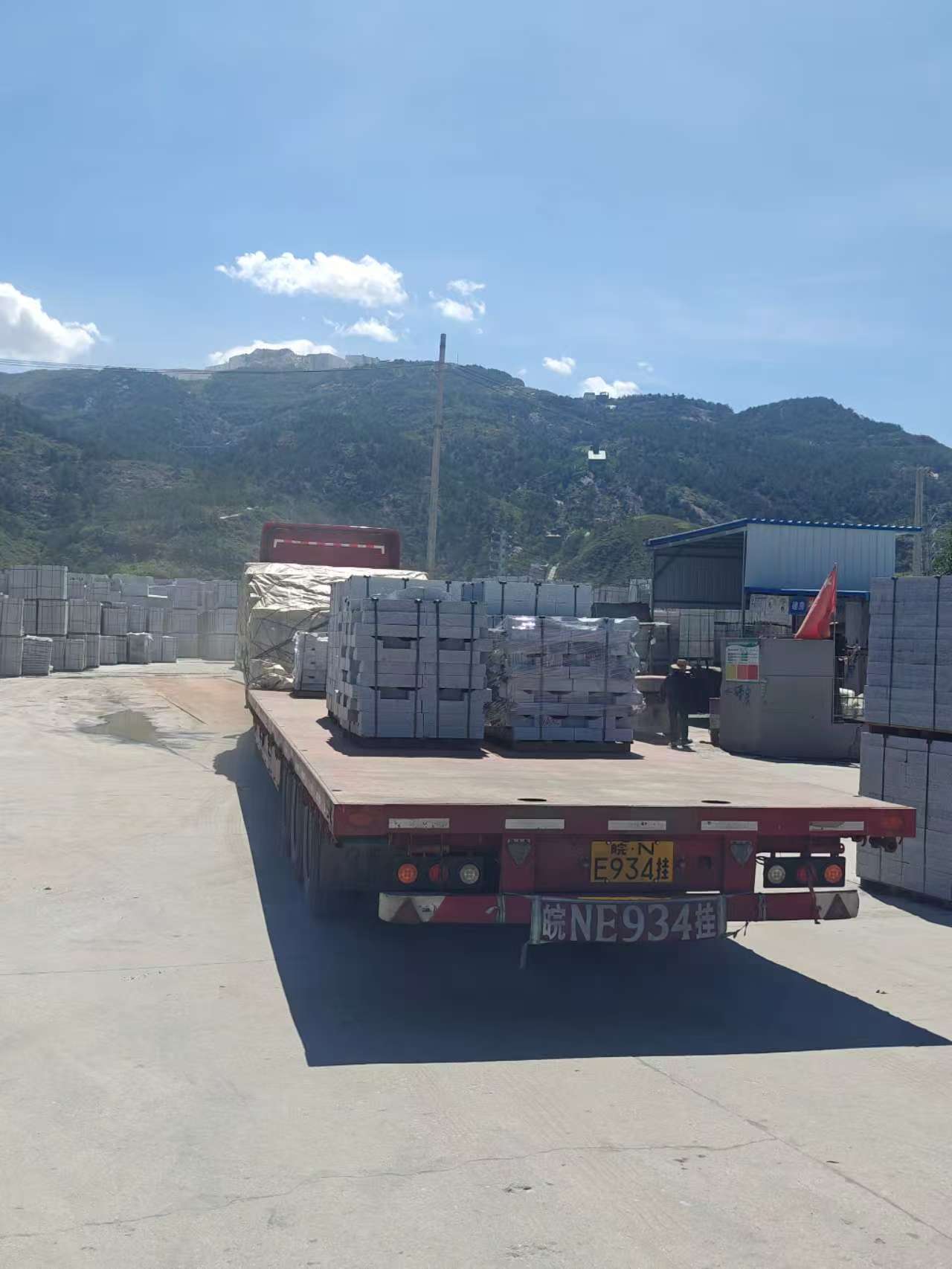 河池 芝麻白仿形路沿石，直形路沿石